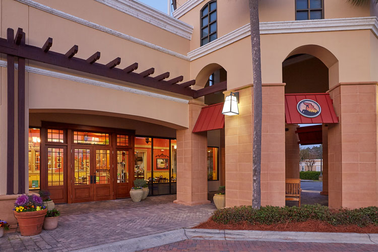 Franchise Restaurant Exterior